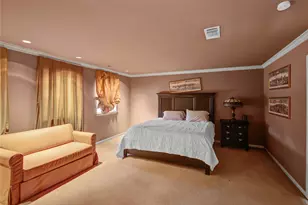 526 Bolton Pl, Houston, TX 77024 - Photo 33