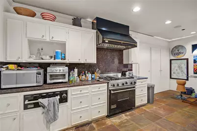 526 Bolton Place, Houston, TX 77024 - Photo 17