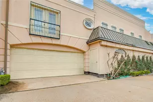 526 Bolton Pl, Houston, TX 77024 - Photo 47