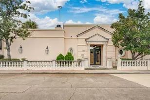 526 Bolton Pl, Houston, TX 77024 - Photo 3