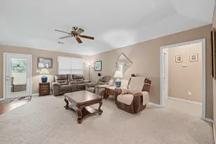 281 Broadmoor Dr, Trinity, TX 75862 - Photo 5