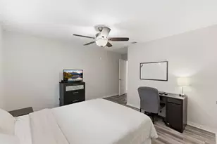 5807 Ettrick Dr, Houston, TX 77035 - Photo 31