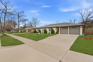 5807 Ettrick Dr, Houston, TX 77035 - Photo 3