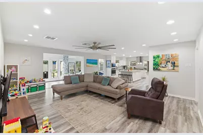 5807 Ettrick Drive, Houston, TX 77035 - Photo 9