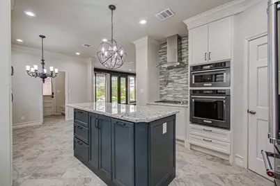 2 Hickory Shadows Drive, Houston, TX 77055 - Photo 27