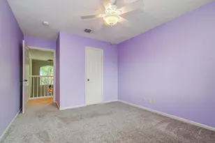 2 Hickory Shadows Dr, Houston, TX 77055 - Photo 39