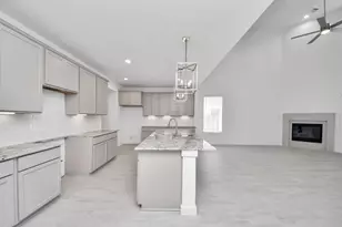 11739 Leafy Laurel Dr, Houston, TX 77066 - Photo 9
