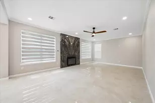 1306 Hunter Wood Dr, League City, TX 77573 - Photo 19