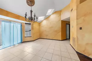 12311 Exbury Ct, Tomball, TX 77377 - Photo 5