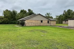 2068 TX-36, Brazoria, TX 77422 - Photo 1