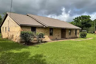 2068 TX-36, Brazoria, TX 77422 - Photo 1
