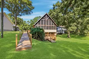 199 Lake Dr, Onalaska, TX 77360 - Photo 5