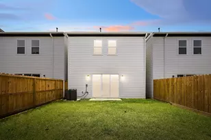 5016 Golden Forest Dr, Houston, TX 77091 - Photo 19