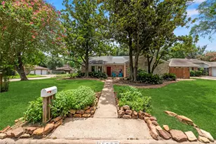 14203 Wickersham Ln, Houston, TX 77077 - Photo 25