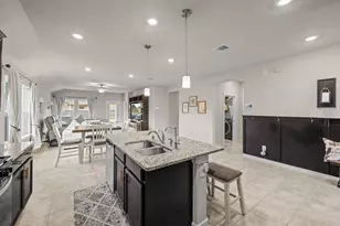 1326 Taft Pt Ln, Rosharon, TX 77583 - Photo 7