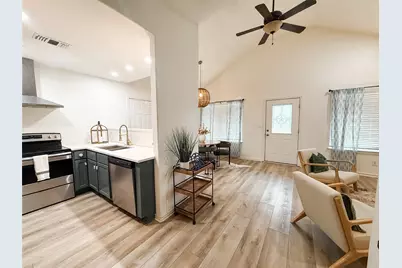 904 Ewing Street, Brenham, TX 77833 - Photo 13