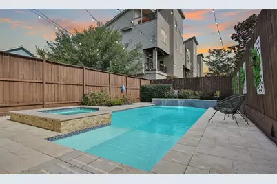 1330 W 25th Street #C, Houston, TX 77008 - Photo 7