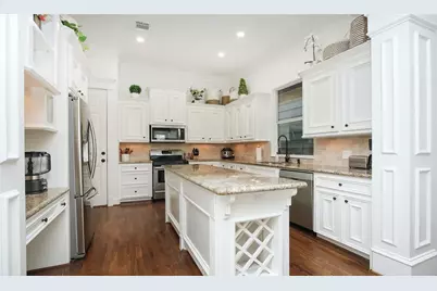 1330 W 25th Street #C, Houston, TX 77008 - Photo 15