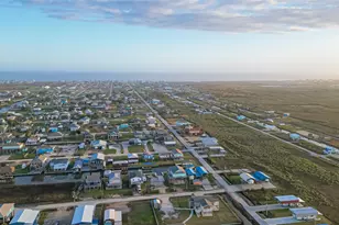 1109 Gator Point, Crystal Beach, TX 77650 - Photo 5