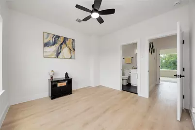 2110 - 2112 Des Chaumes Street #A-B, Houston, TX 77026 - Photo 23