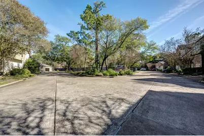 12625 Memorial Drive #170, Houston, TX 77024 - Photo 27