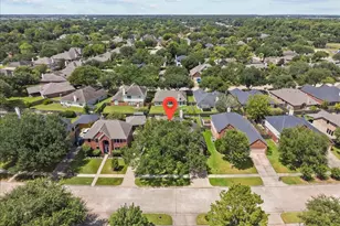 5118 Winterwood Dr, League City, TX 77573 - Photo 3