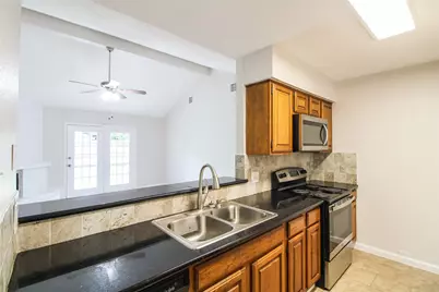 1611 Pecan Hollow Street, Pearland, TX 77581 - Photo 7