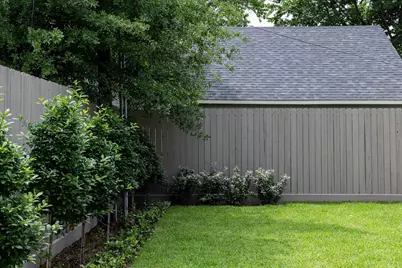 1126 E 7th 1/2 Street, Houston, TX 77009 - Photo 31