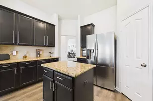 1527 Mexia Spring Ct, League City, TX 77573 - Photo 27