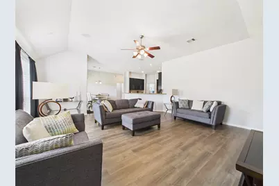 1527 Mexia Spring Court, League City, TX 77573 - Photo 31