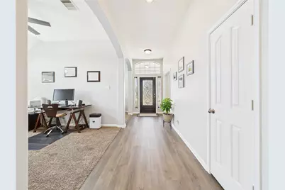 1527 Mexia Spring Court, League City, TX 77573 - Photo 7