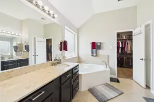 1527 Mexia Spring Ct, League City, TX 77573 - Photo 37