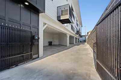 1716 23rd St #D, Galveston, TX 77550 - Photo 27