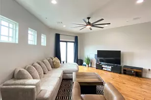 1716 23rd St, Galveston, TX 77550 - Photo 5