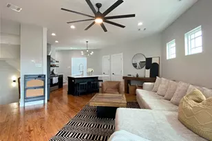 1716 23rd St, Galveston, TX 77550 - Photo 3