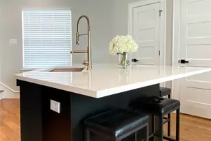 1716 23rd St, Galveston, TX 77550 - Photo 9