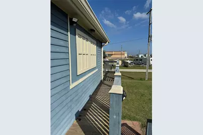 989 Alberdie Drive, Crystal Beach, TX 77650 - Photo 21