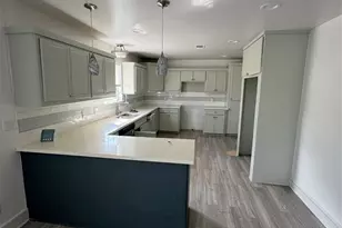 989 Alberdie Dr, Crystal Beach, TX 77650 - Photo 31