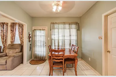 211 Squires Bend, Stafford, TX 77477 - Photo 9