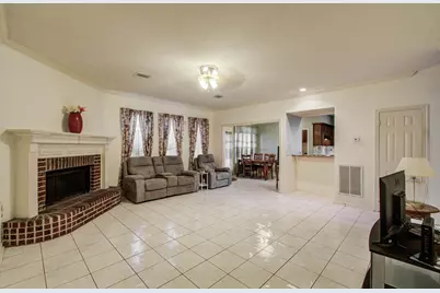 211 Squires Bend, Stafford, TX 77477 - Photo 11