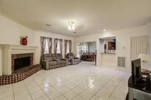 211 Squires Bend, Stafford, TX 77477 - Photo 11