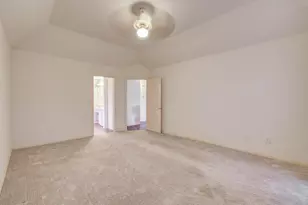 211 Squires Bend, Stafford, TX 77477 - Photo 17