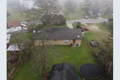 921 E 3rd Street, Bellville, TX 77418 - Photo 19