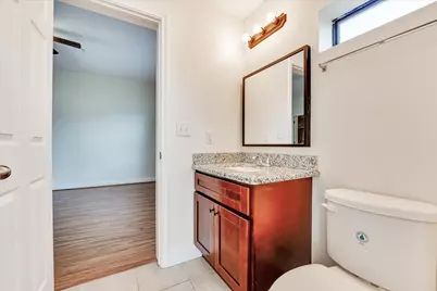 10102 Neuens Road #B300, Houston, TX 77080 - Photo 11