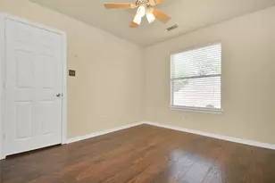 4123 Valedon Ln, Houston, TX 77014 - Photo 29
