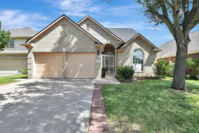 10011 Gil Jr Lane, Houston, TX 77075 - Photo 1