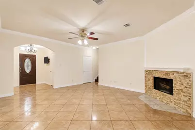 10011 Gil Jr Lane, Houston, TX 77075 - Photo 9