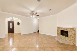 10011 Gil Jr Ln, Houston, TX 77075 - Photo 9