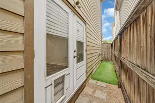 5712 Cornish St, Houston, TX 77007 - Photo 7