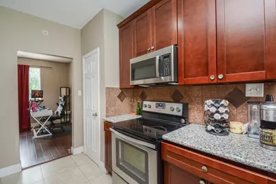 1402 Chestnut Ridge Rd, Kingwood, TX 77339 - Photo 13